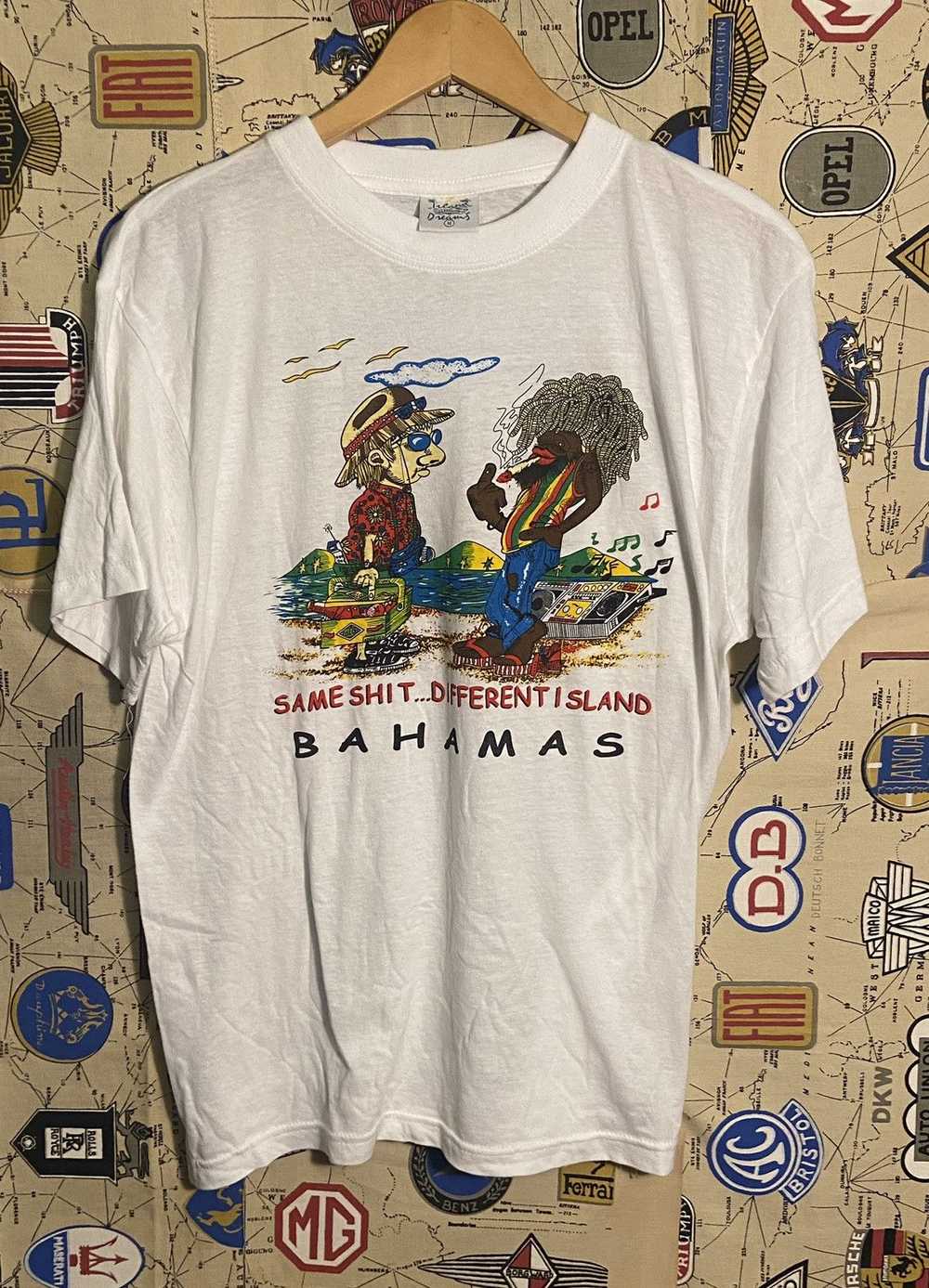 Streetwear × Vintage Vintage 🔥🔥 Bahamas T Shirt - image 1