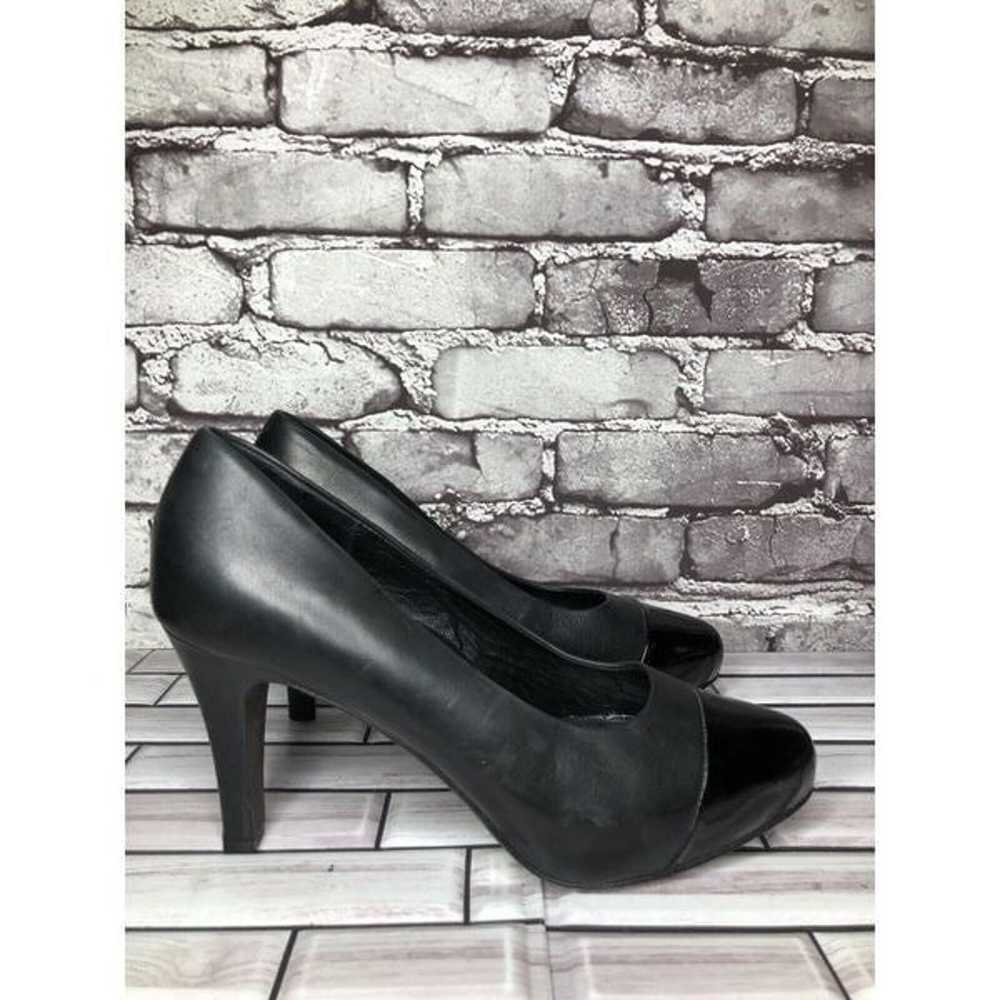 DANA DAVIS Black Leather Patent Cap Toe Pumps Hee… - image 1