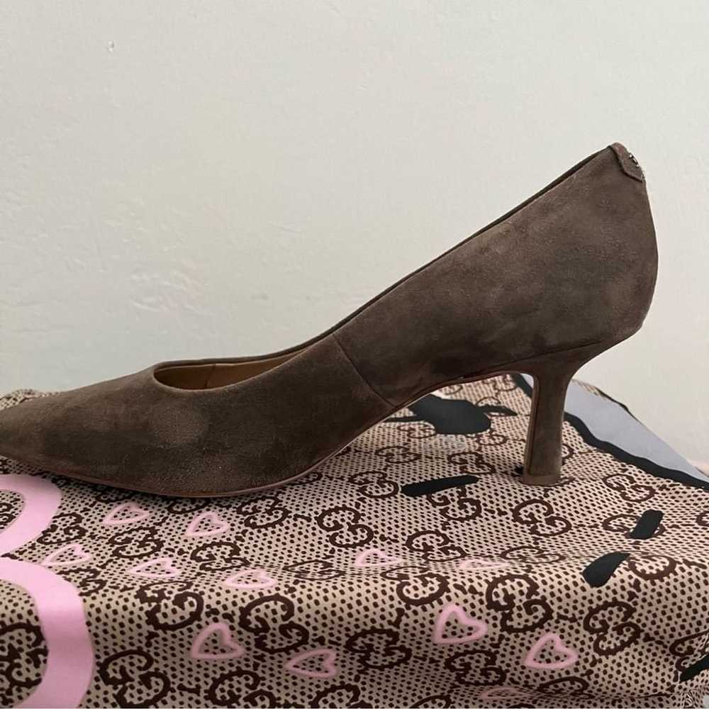 Rika Womens Leather Slip On Kitten Heels - image 4