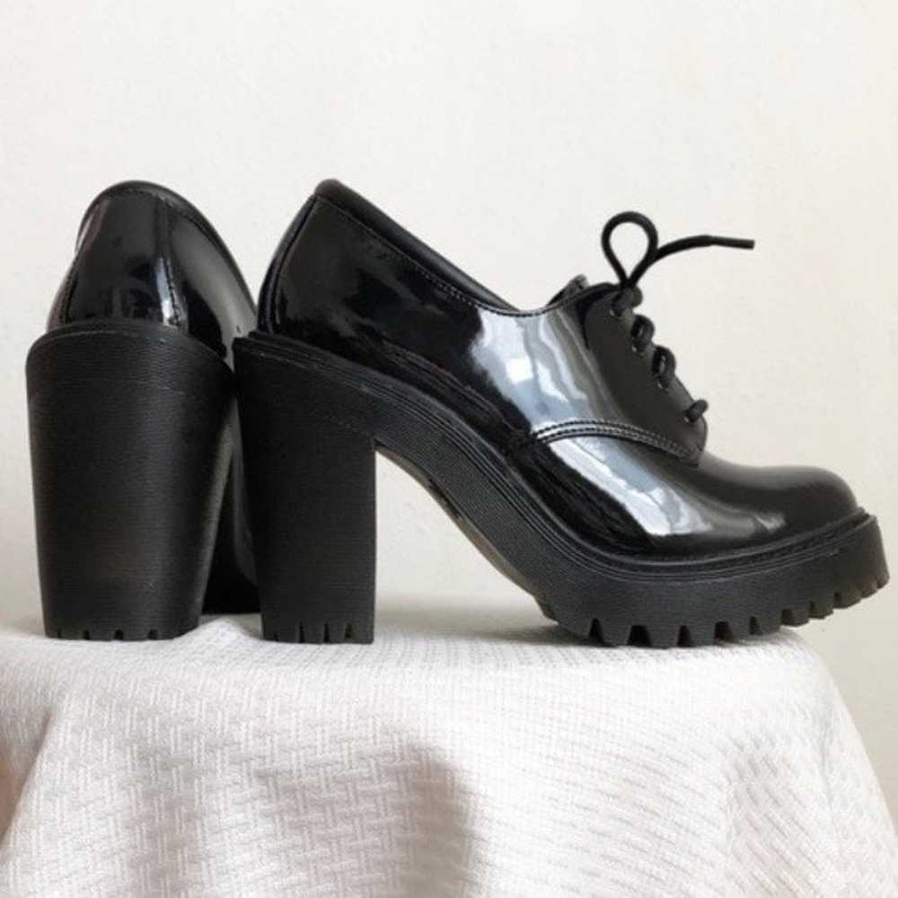 DR Martens All Black Woman Shoes size 8 Heeled Sh… - image 2