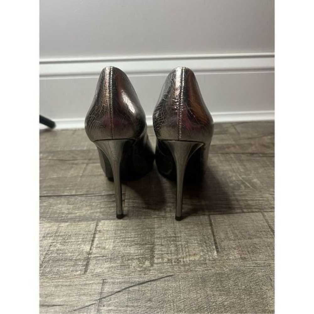 Tory Burch metallic silver crackle heels size 5.5 - image 5