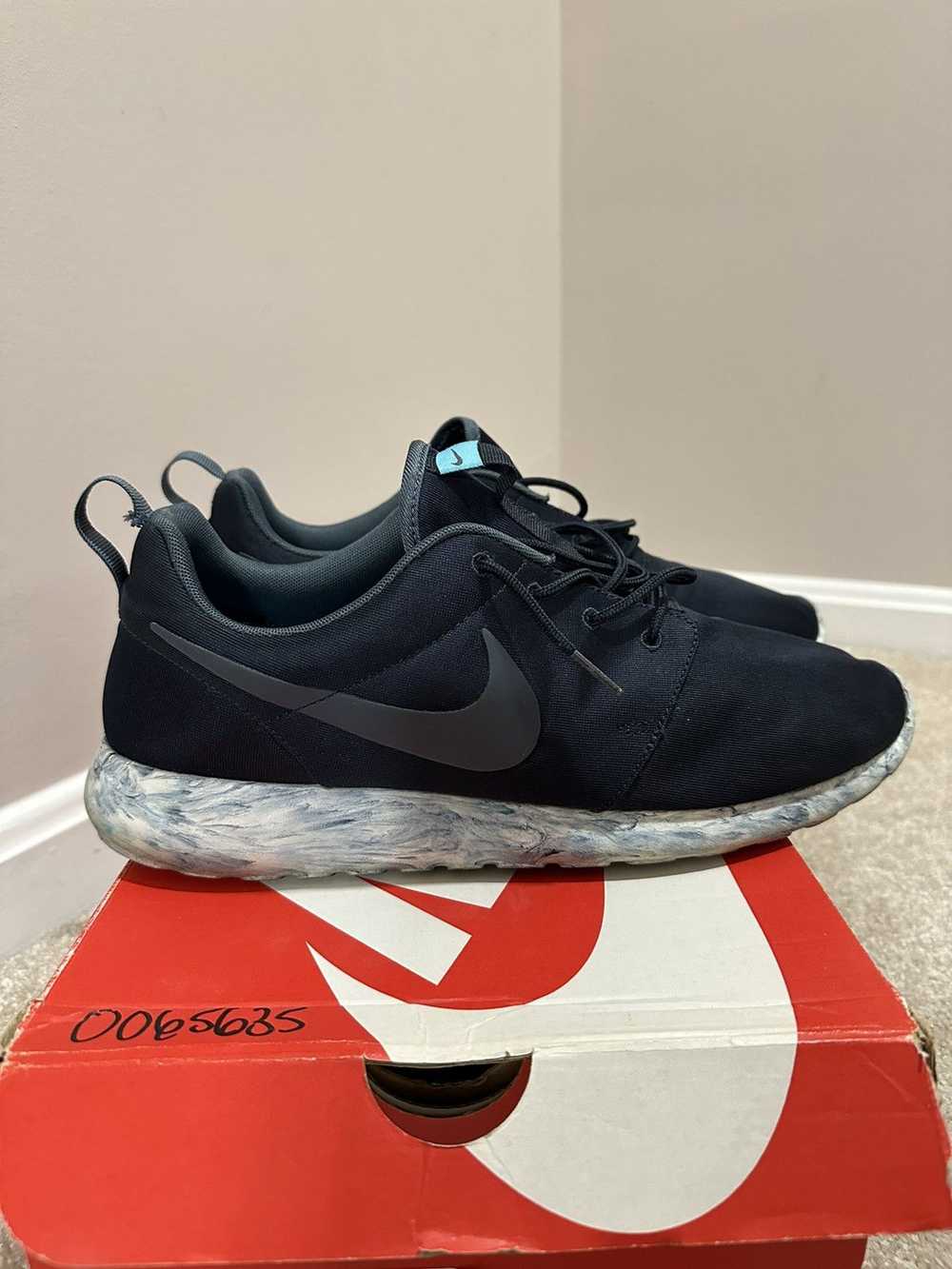 Nike Nike Roshe Run QS Dark Obsidian Marble Sole … - image 2