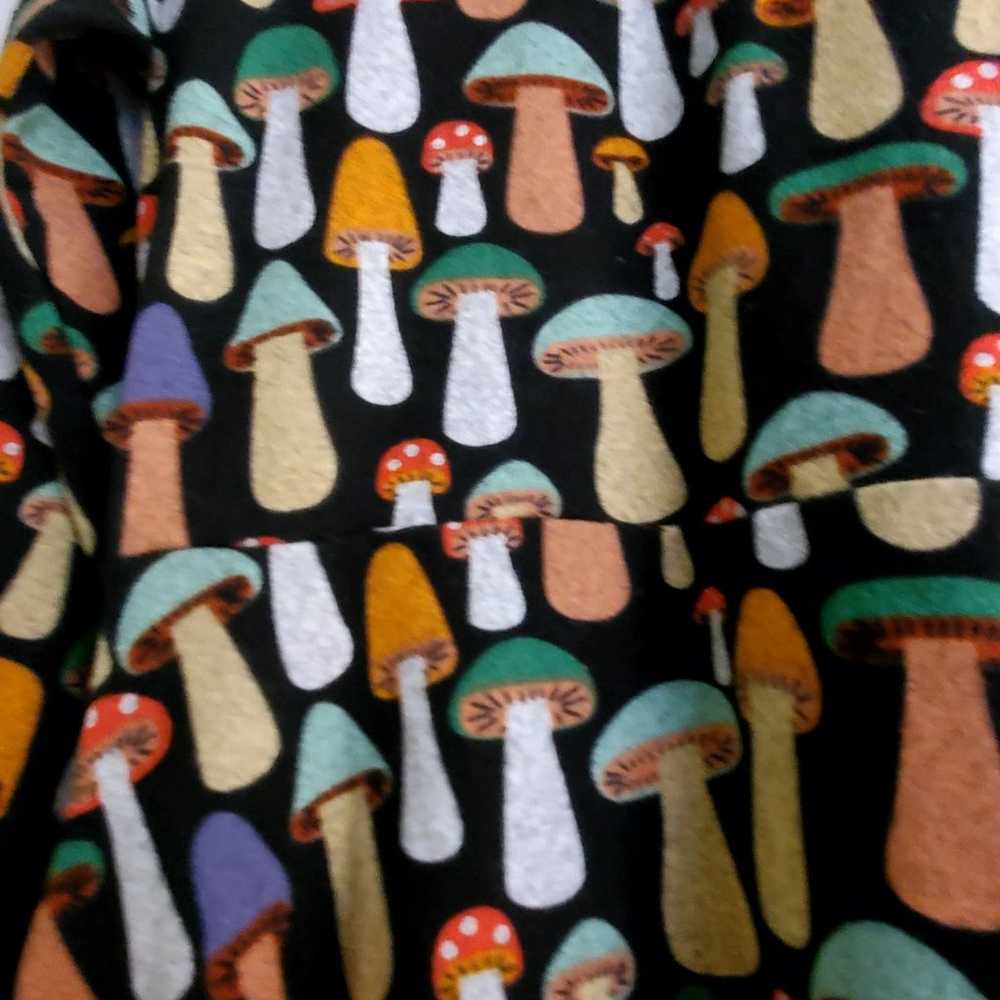 L.A. Soul Mushroom Dress XL with Pockets - image 6