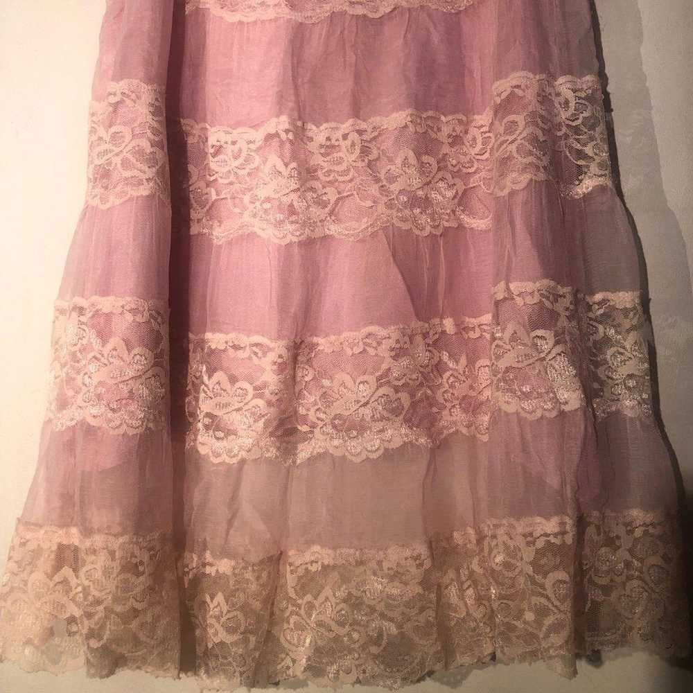 Vintage pink lace below the knee skirt - image 3