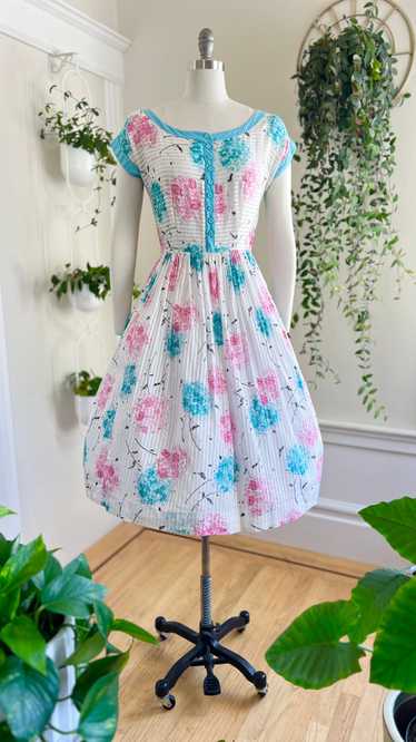 1950s Hydrangea Dress | medium