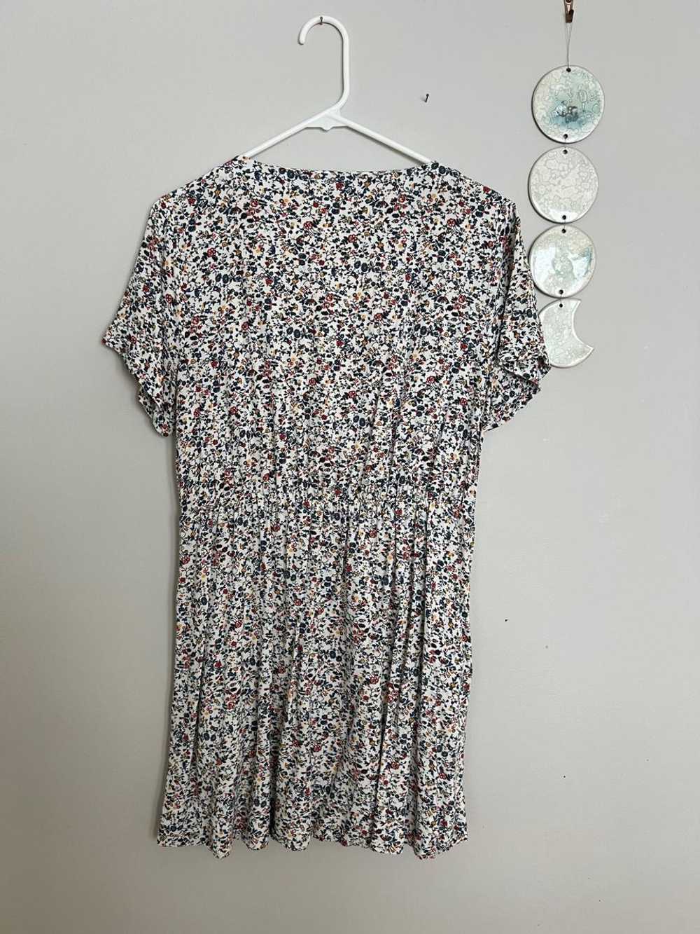 Madewell Ditsy Floral V-Neck Dress (M) | Used,… - image 2