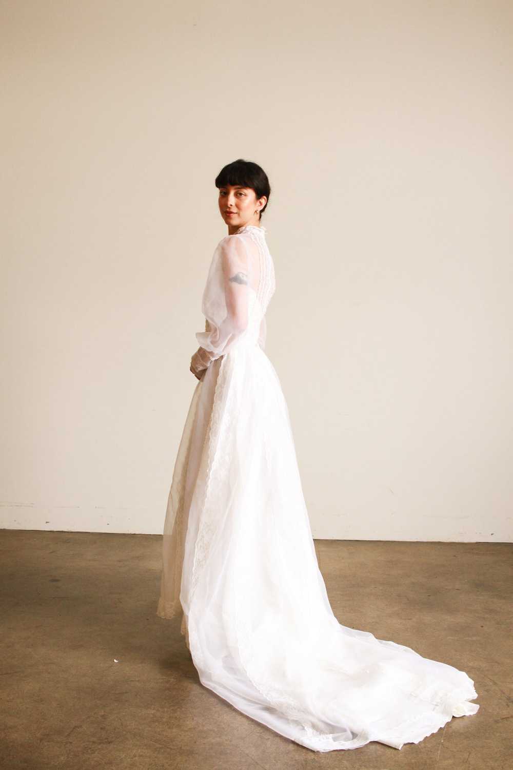 1960s White Balloon Sleeve Pleated Wedding Gown - image 9