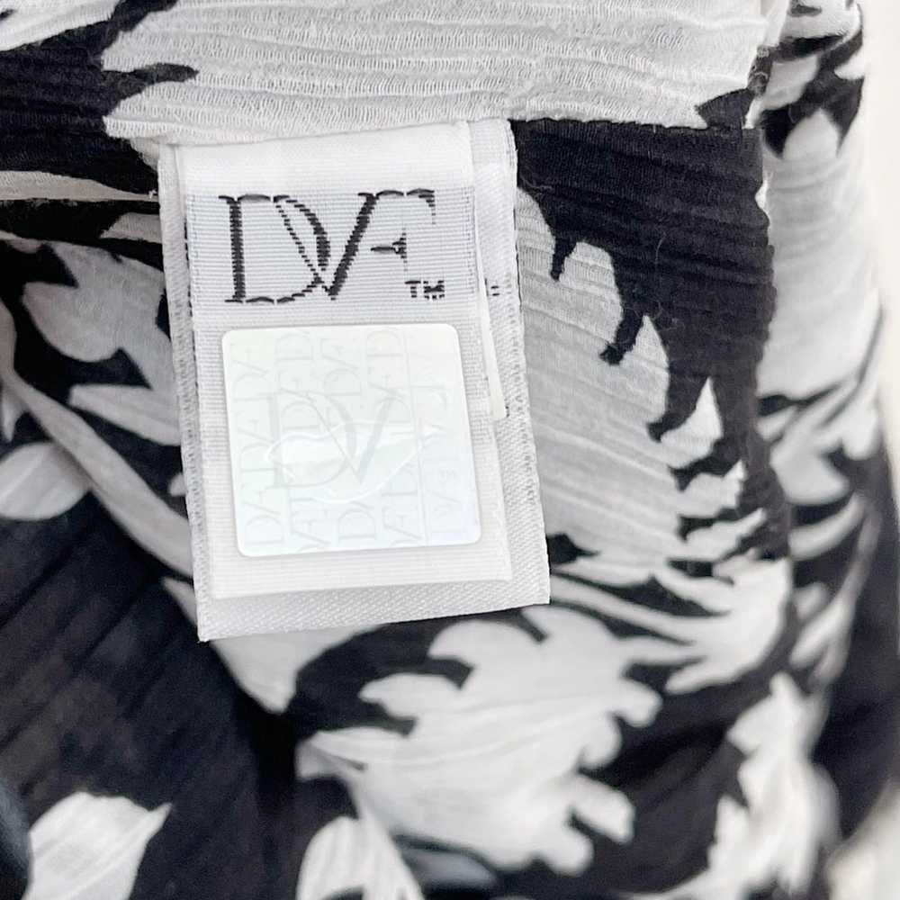 DVF Silk Blend Miranda Crinkle Romper 2 - image 8