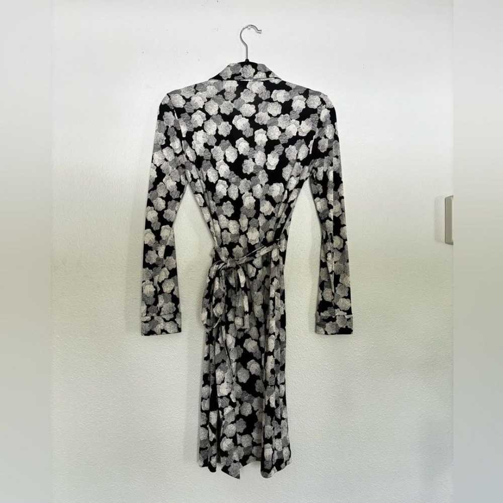 Diane Von Furstenberg Monochrome Printed New Jean… - image 10