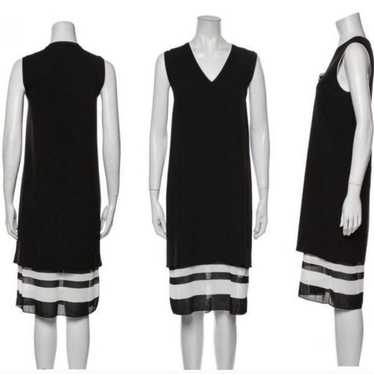 Vince Sleeveless V-Neck Shift Dress Black size 4 - image 1