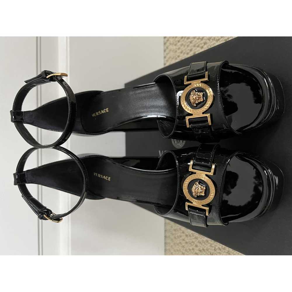 Versace Patent leather heels - image 4