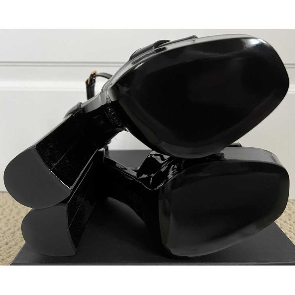 Versace Patent leather heels - image 5
