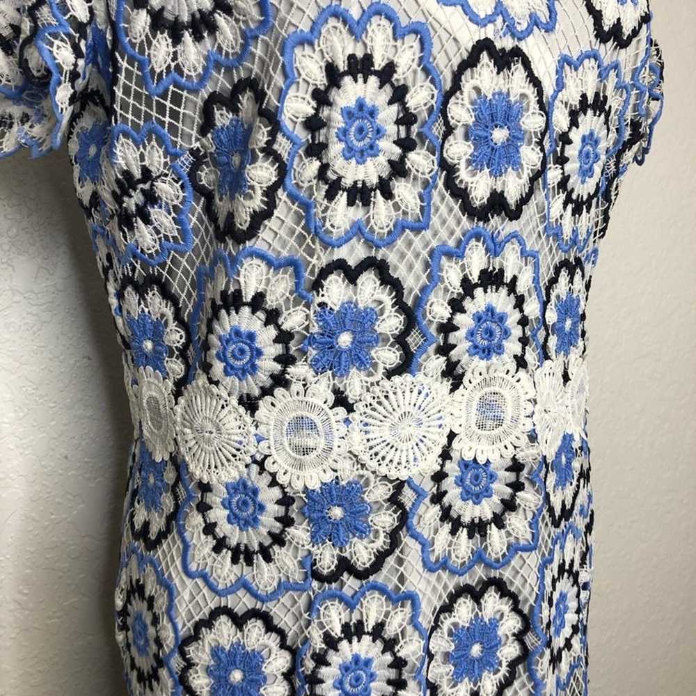 Monique Lhuillier white blue lace crochet overlay… - image 4