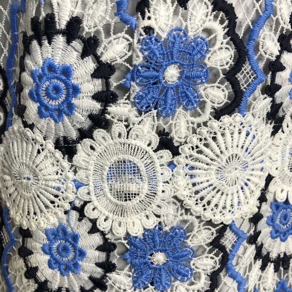 Monique Lhuillier white blue lace crochet overlay… - image 6