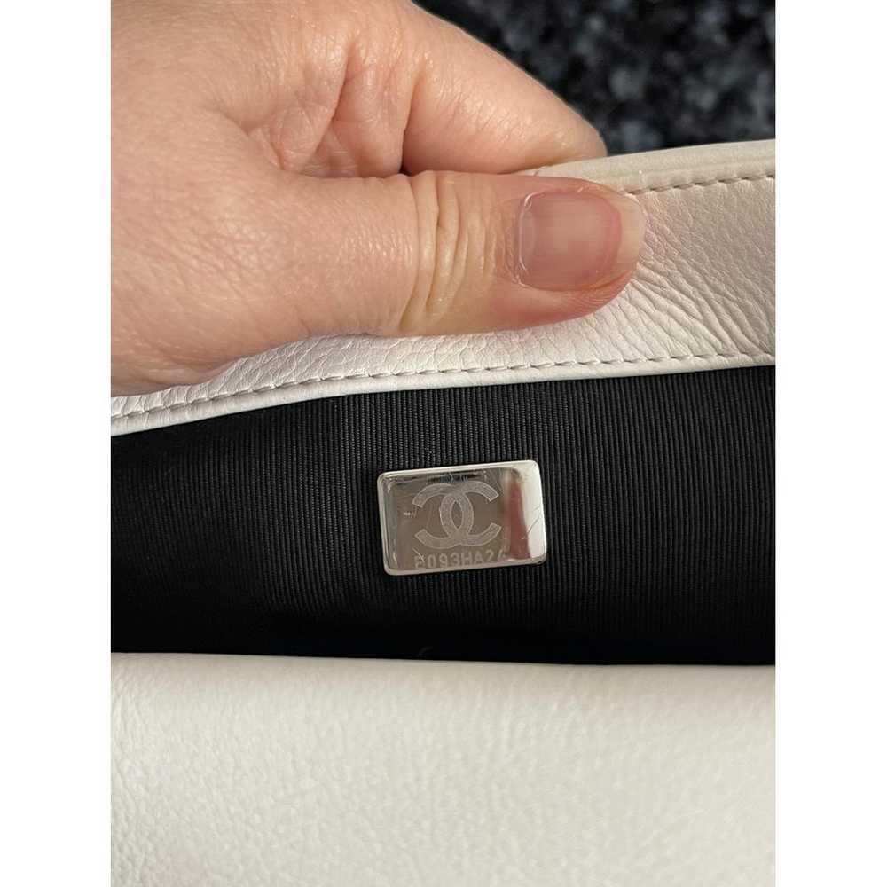 Chanel Chanel 19 leather handbag - image 10