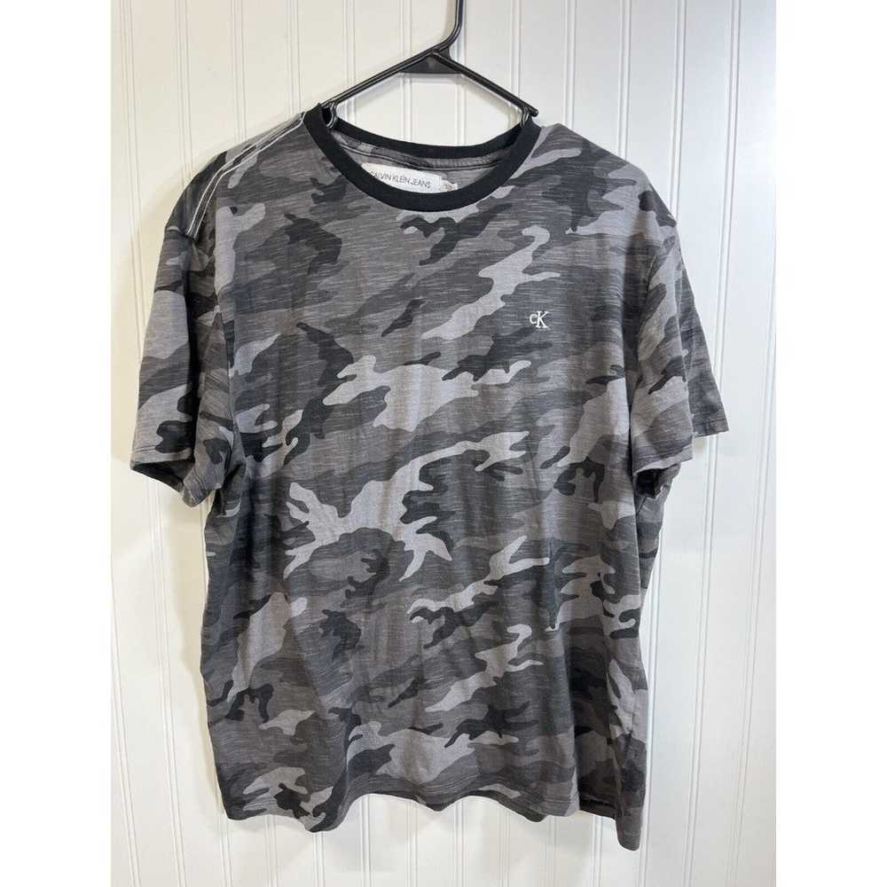 Calvin Klein Black/Grey Camo T-shirt.Size XL CK L… - image 1