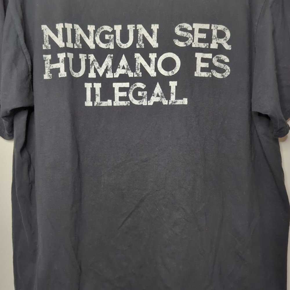 Ningún Ser Humano Es Ilegal Black T Shirt Size XL… - image 3