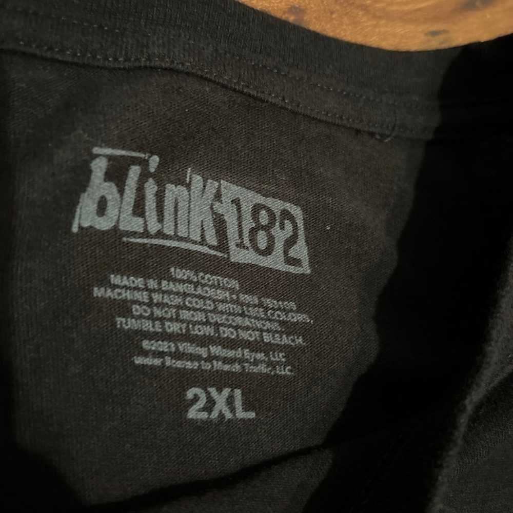 blink 182 shirt - image 2