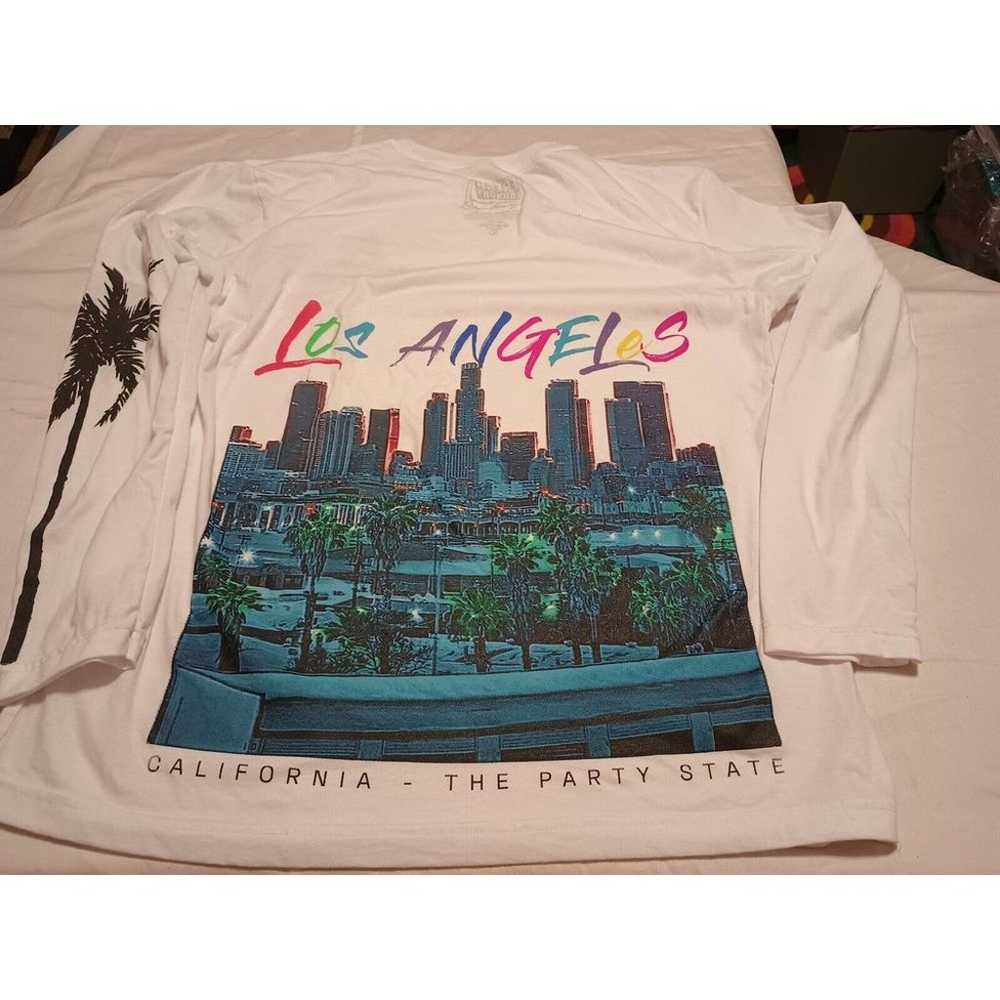 Fresh Laundry Long Sleave Los Angeles, California… - image 1