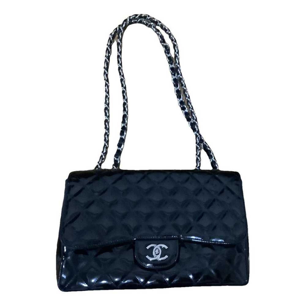Chanel Timeless/Classique patent leather crossbod… - image 1