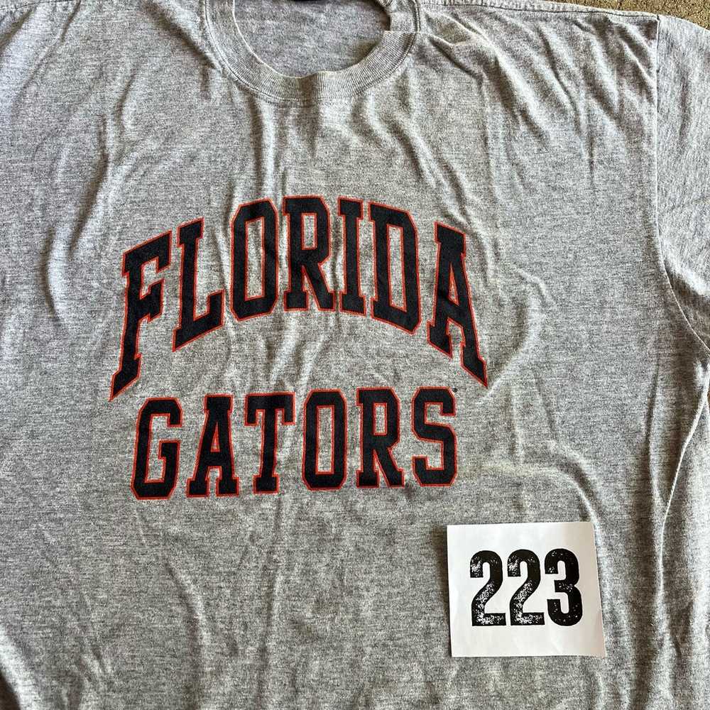 Vintage MV Sport Florida Gators Heather Grey Tee … - image 8