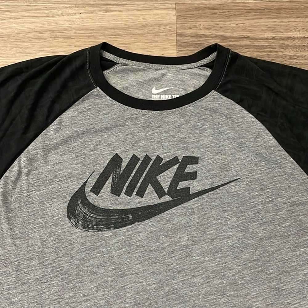 Men’s Nike Three Quarter T-Shirt - image 2