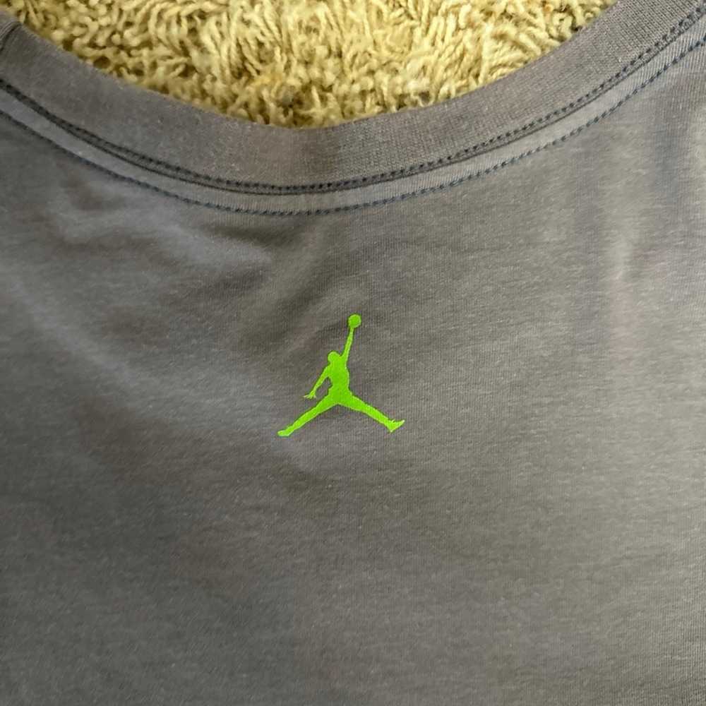 Jordan Brand Grey/Green Shirt 3XL - image 4