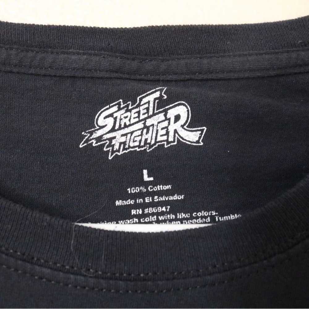 Street Fighter Shirt Large - image 3