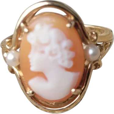Cameo 10K Yellow Gold Ring with Pearls size 7.25 - image 1