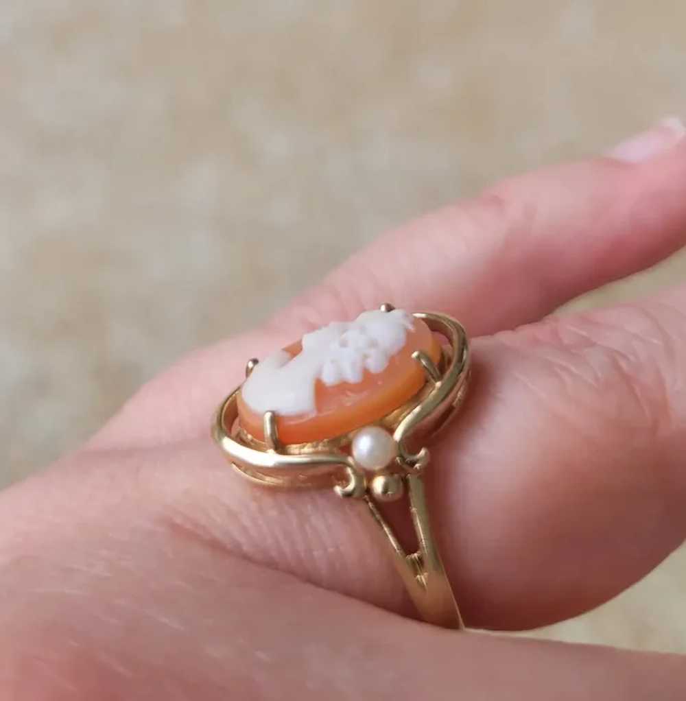 Cameo 10K Yellow Gold Ring with Pearls size 7.25 - image 3