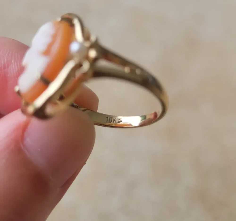 Cameo 10K Yellow Gold Ring with Pearls size 7.25 - image 7