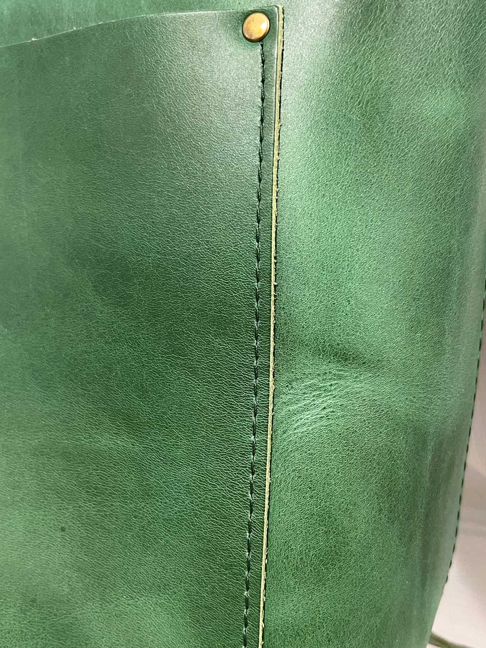 Portland Leather 'Almost Perfect' Medium Crossbod… - image 8