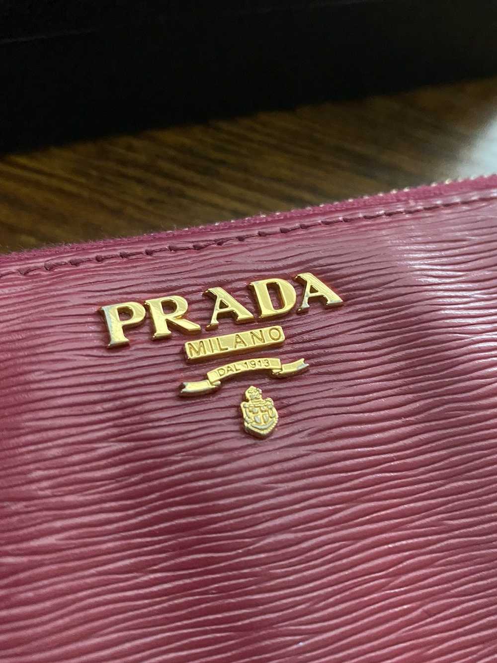 Prada Prada Vitello move ibisco zip wallet - image 3