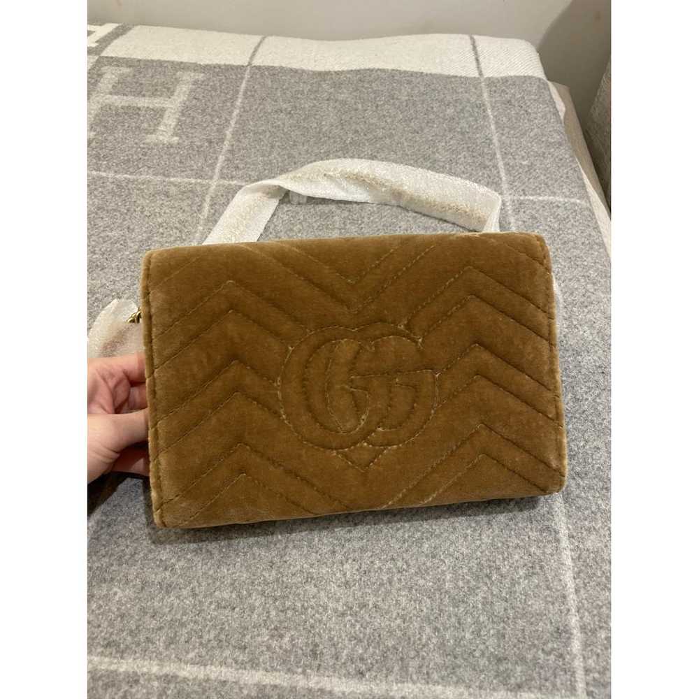 Gucci Marmont velvet clutch bag - image 2