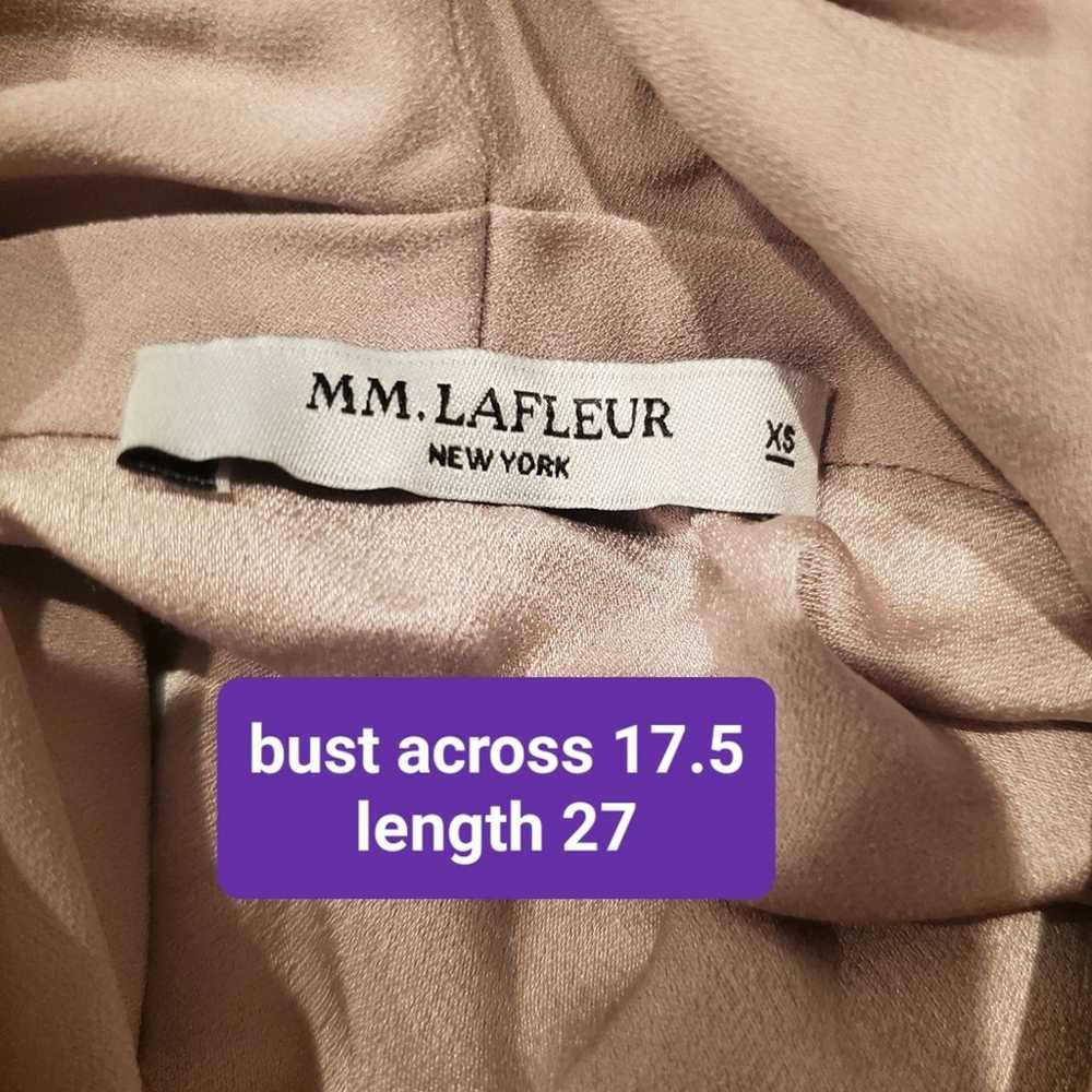 M.m. Lafleur tie neck sleeveless rounded hem blou… - image 3