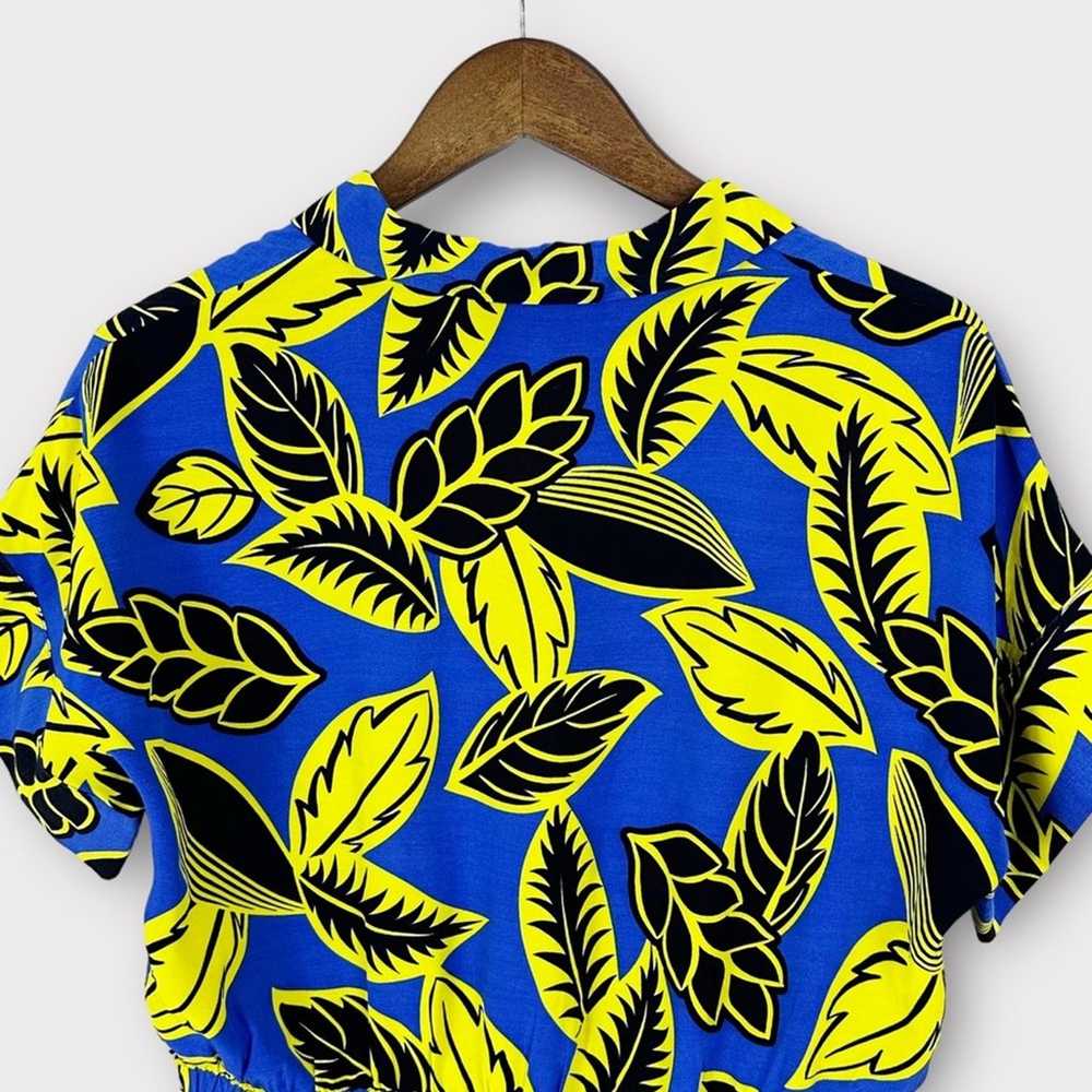 Boutique Moschino Palm Leaf Print Short Sleeve Bl… - image 8