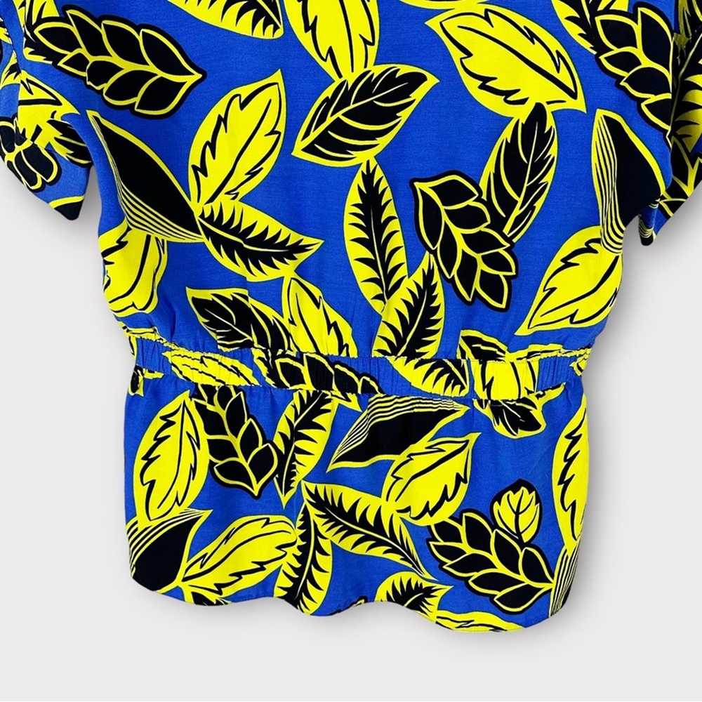 Boutique Moschino Palm Leaf Print Short Sleeve Bl… - image 9
