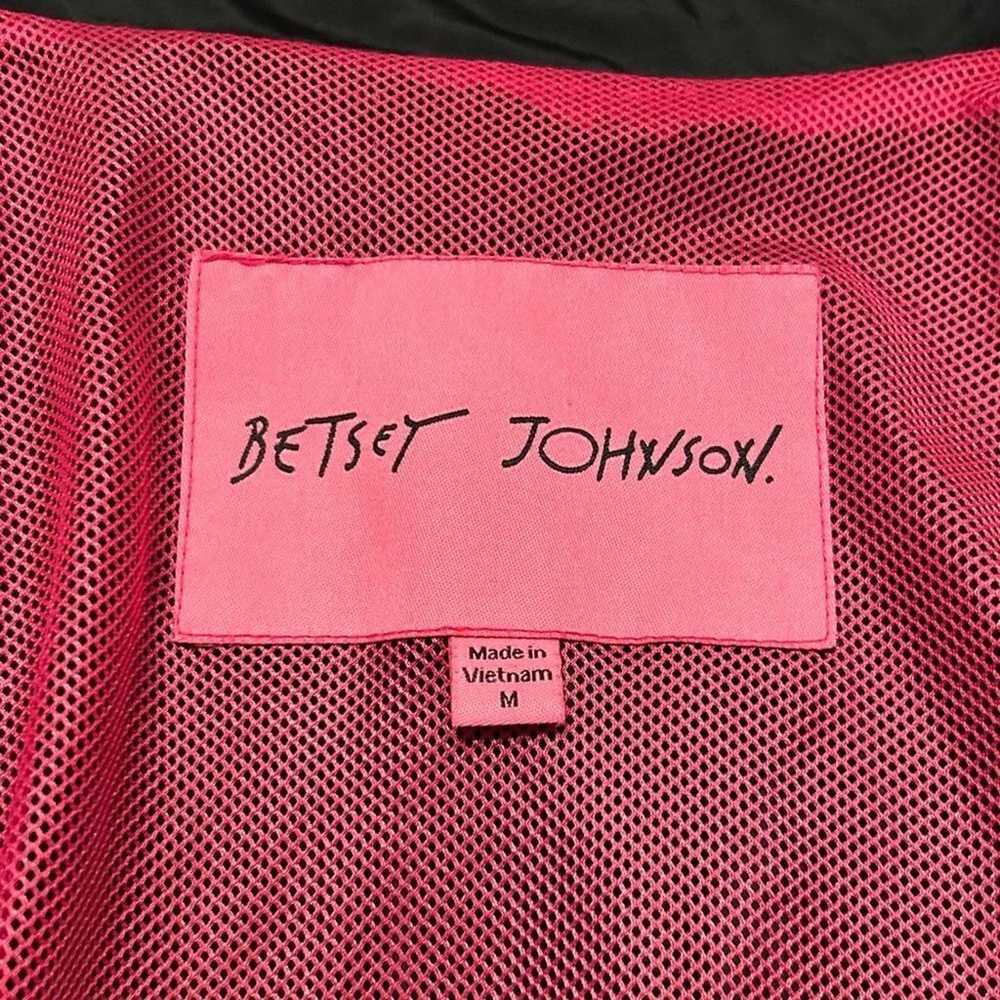 Betsey Johnson Designer Black & Hot Pink Trim Hoo… - image 9