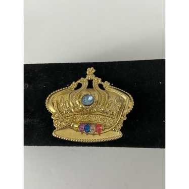 Generic Gold tone crown brooch with chain and rhi… - image 1