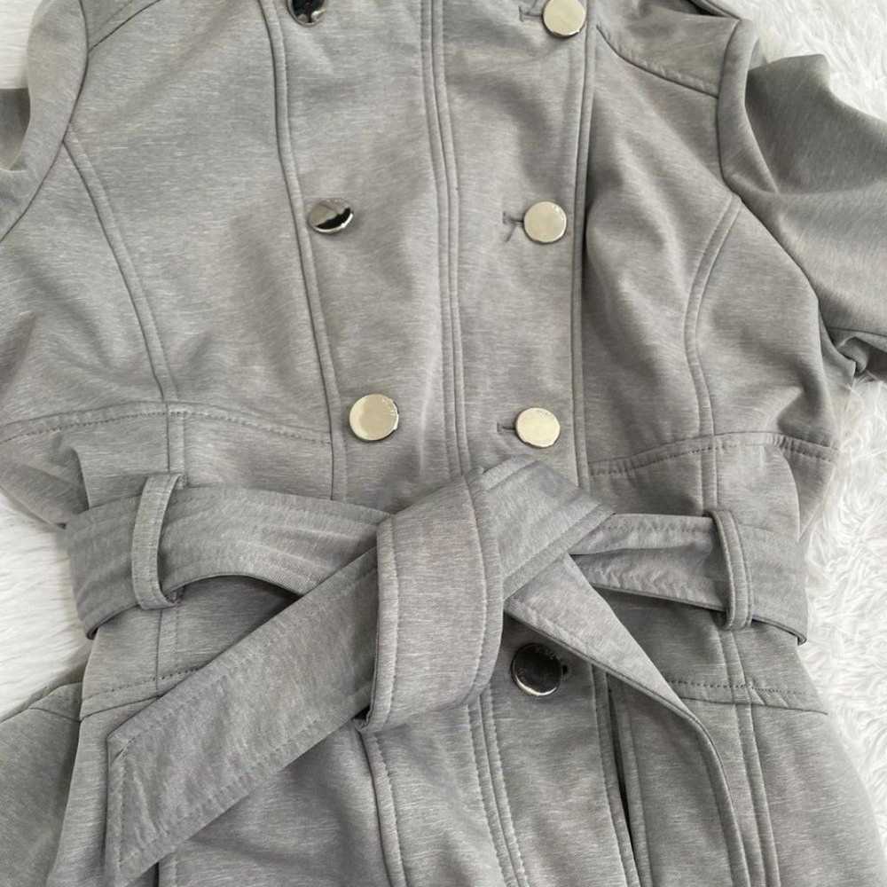 Women Guess Belted Coat in Gray Large - image 6