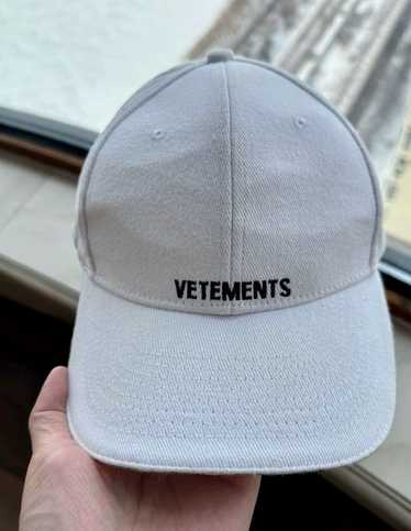 Vetements hat - Gem