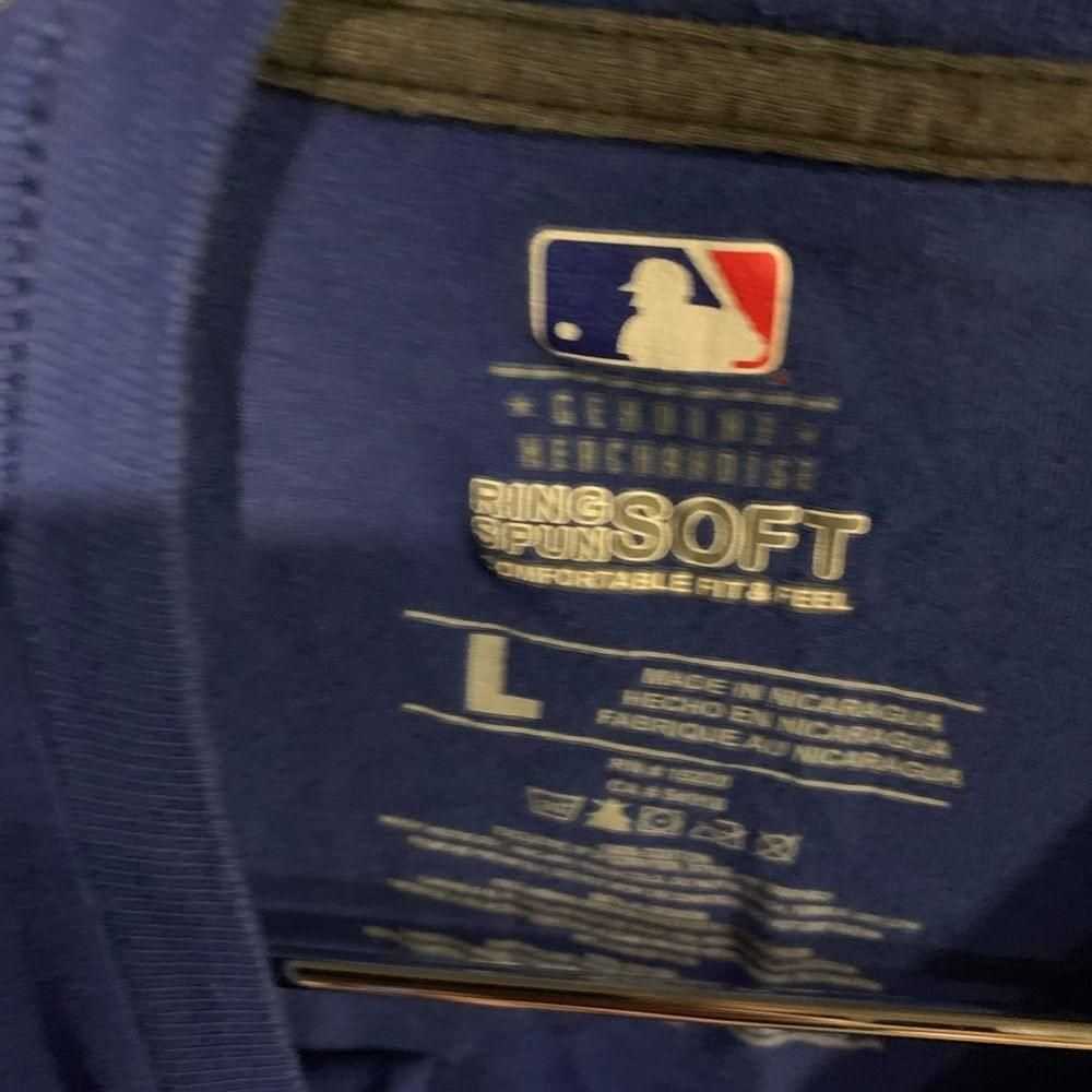 MLB Chicago Cubs Tshirt - image 2