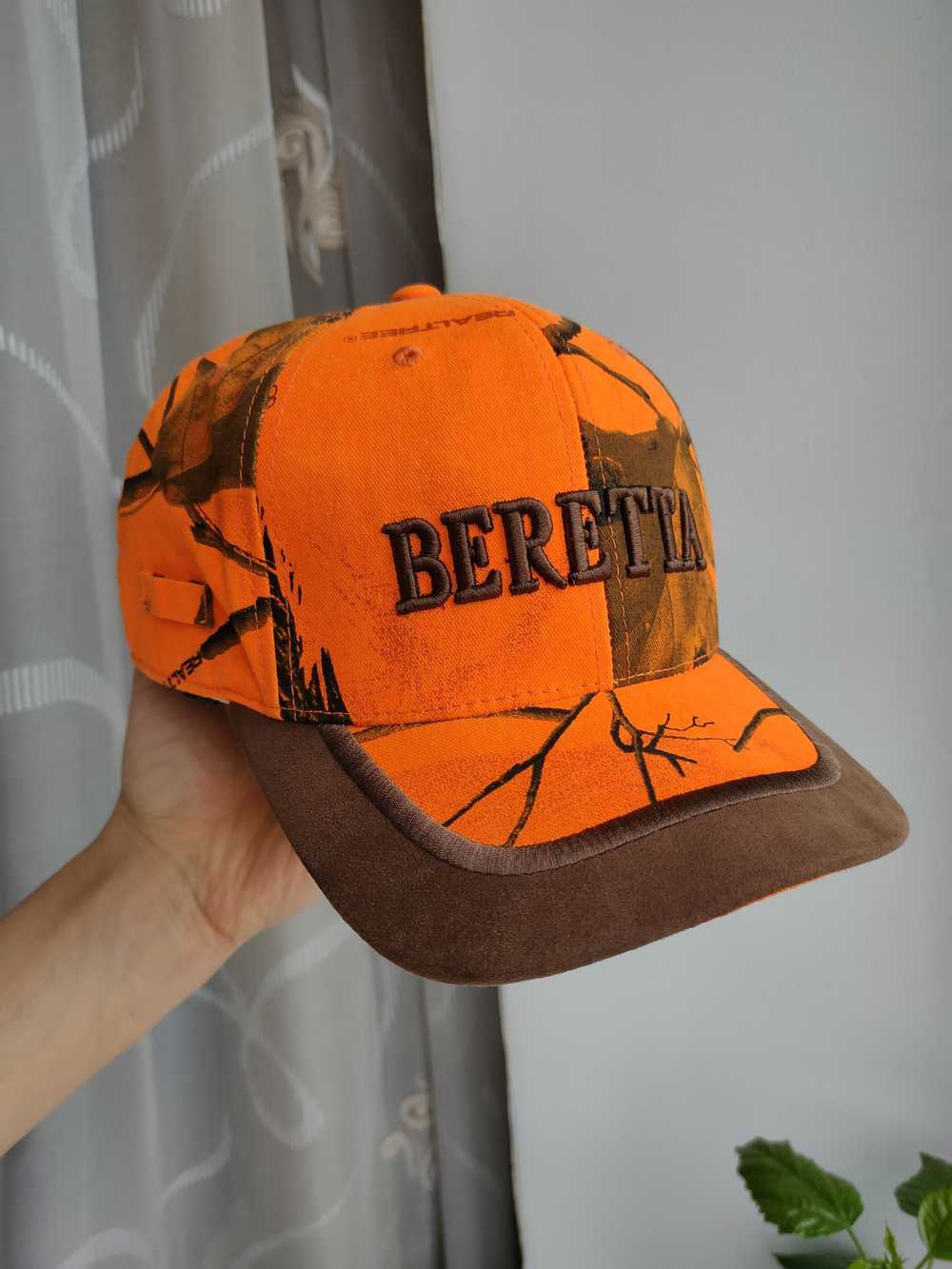 Beretta × Colimbo Hunting Goods × Streetwear Bere… - image 1