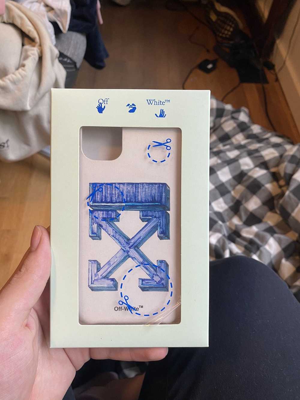 Off-White OFF White iPhone 11 case - image 2