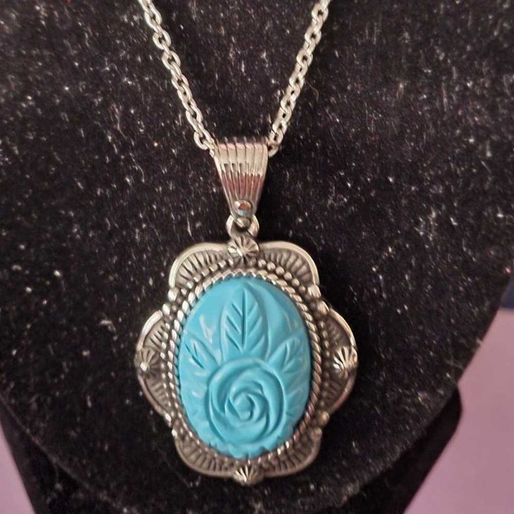 Blue Howlite Carved Rose Pendant Necklace 20 In S… - image 1