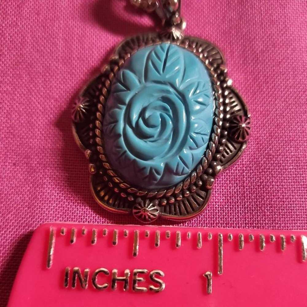 Blue Howlite Carved Rose Pendant Necklace 20 In S… - image 4
