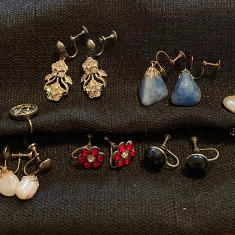 Lot of 9 Pair Vintage Screw Back Earrings Assorte… - image 1
