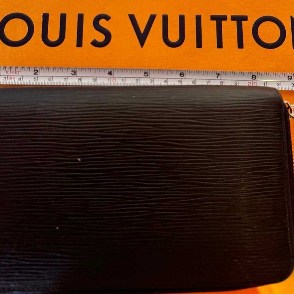 Louis Vuitton Epi Zippy Organizer Wallet Black No… - image 10