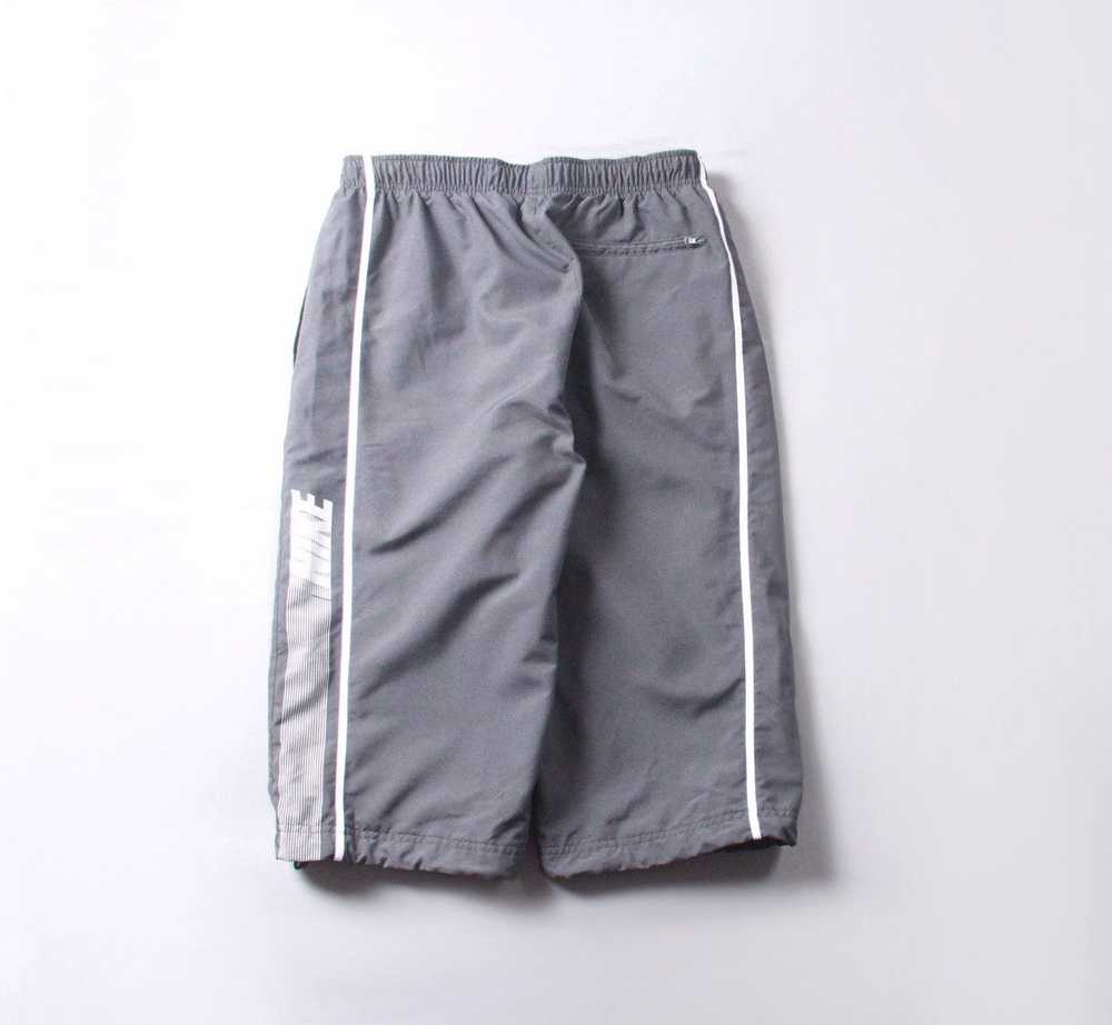 Nike × Sportswear × Vintage Nike Vintage Shorts 0… - image 3