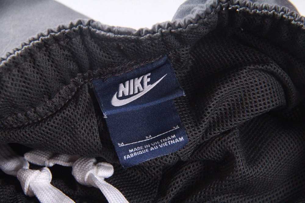 Nike × Sportswear × Vintage Nike Vintage Shorts 0… - image 5